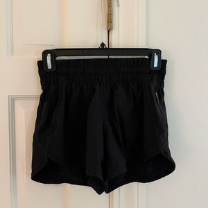 Lululemon black “track that” short
